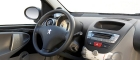 2005 Peugeot 107 (Innenraum)