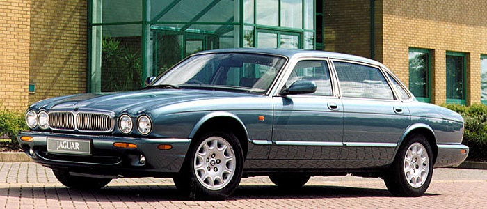 Jaguar XJ  3.2